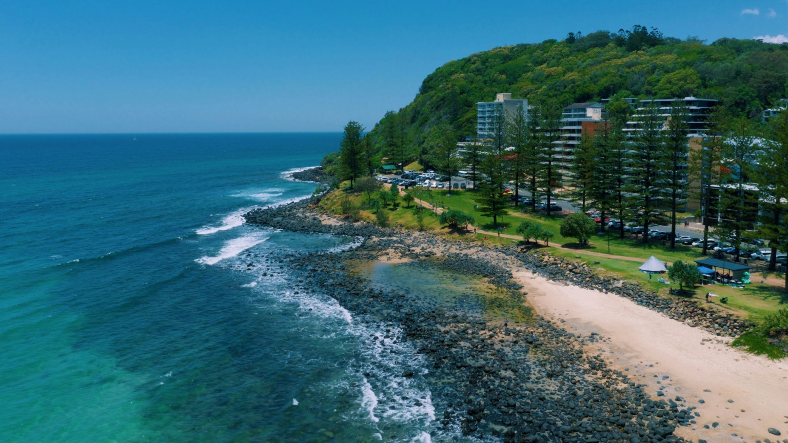 Burleigh Heads Point Gold Coast 2560x1440