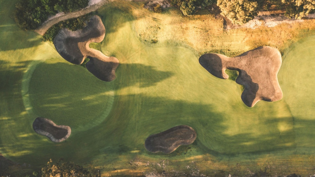 Golf Course Birds Eye View Australia 2560x1440