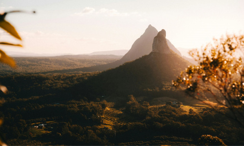 Sunshine Coast Glasshouse Mountains 2560x1440